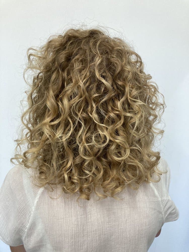 Radically Curly gallery image