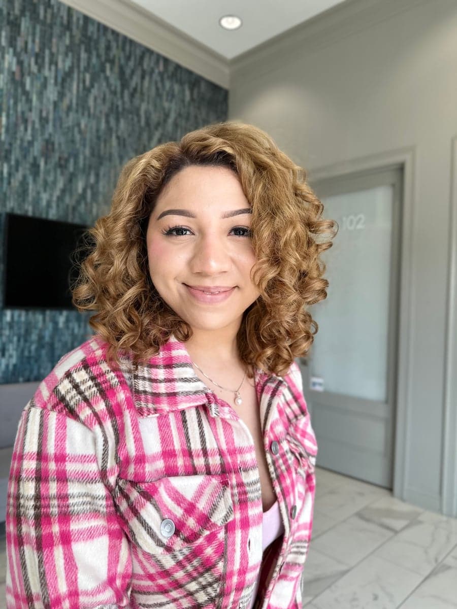Kim Does Hair gallery image