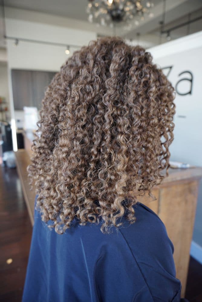 VaZa Salon gallery image